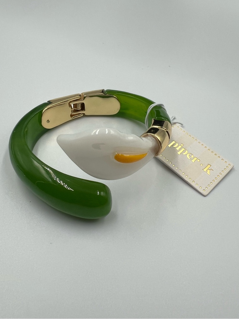 Piper K Green Resin White Calla Lily Hinged Bypass Bangle Bracelet NWT